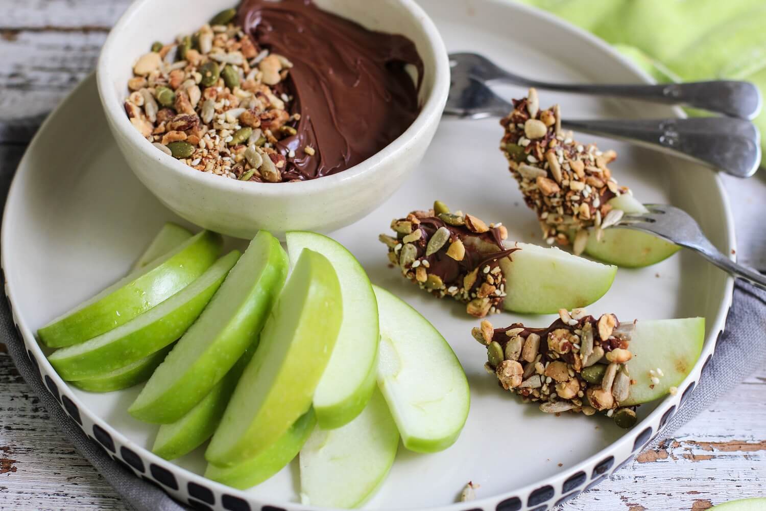 Apple, Nutella and Peanut Butter Crunch