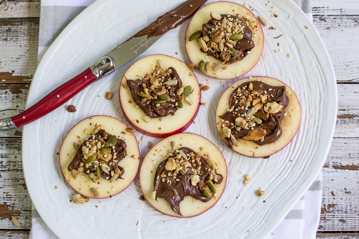 Apple Cookie Snacks with Nutella Crunch